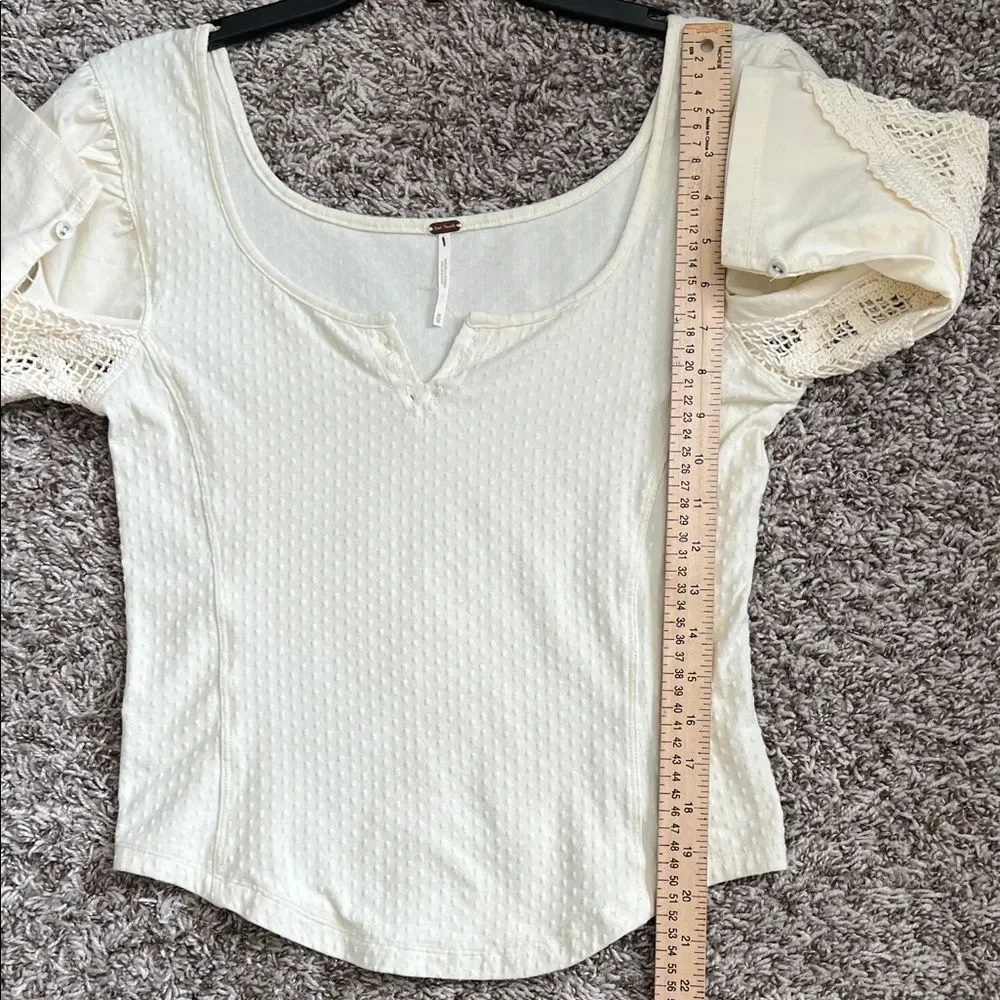 Like New! Free People Brunch Date Henley Top Ivory in Size M